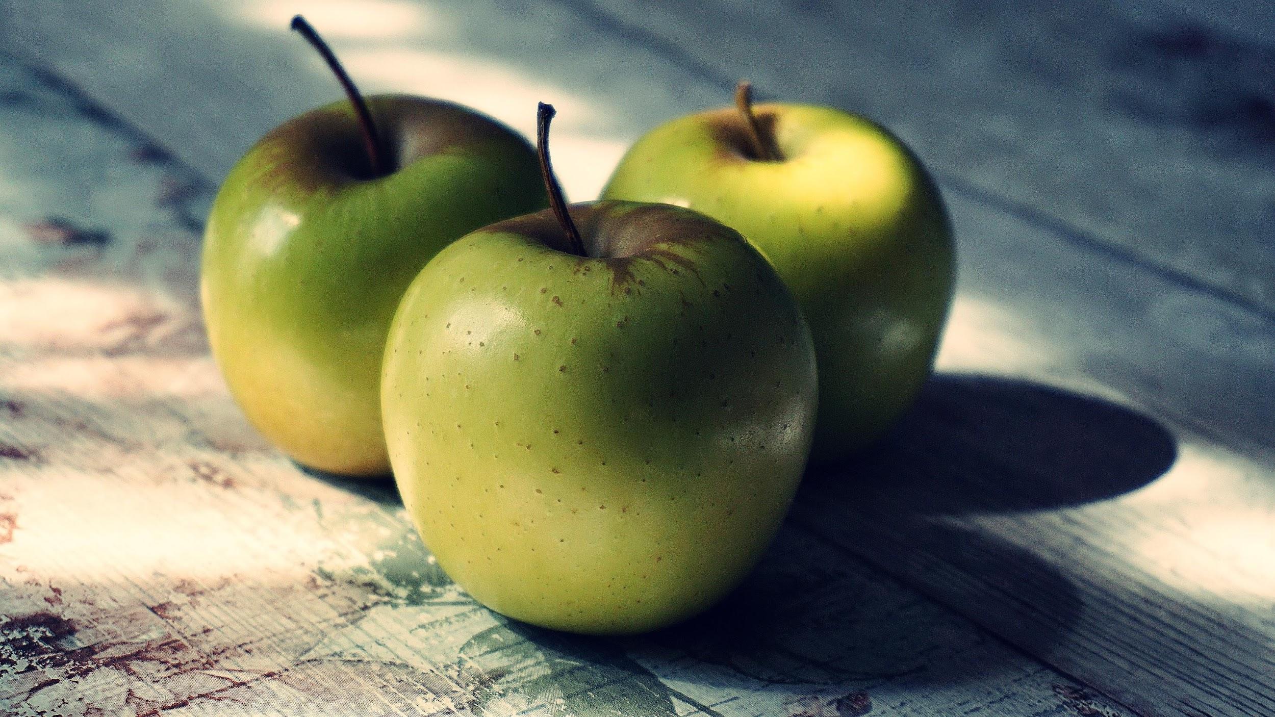 Can Dogs Eat Granny Smith Apples? Helpful Granny smith apples Feeding Tips