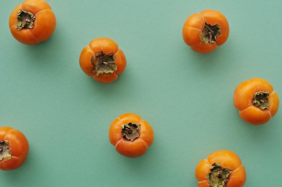 Can Dogs Eat Persimmons? And How Much Is Safe?