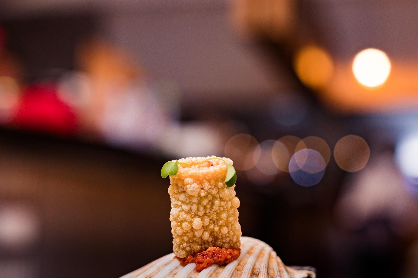 Can Dogs Eat Pork Rinds? Risks & Safety Tips