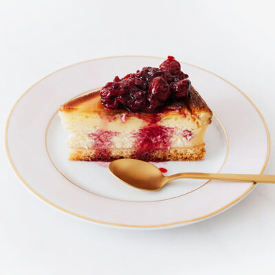 Photo of cheesecake on a plate